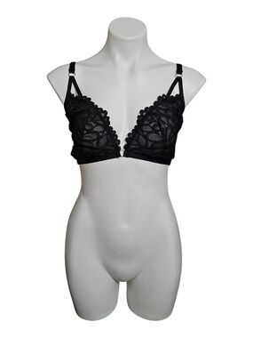 Savage X Fenty Black Lace Plunge Bra